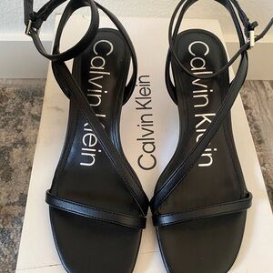 Calvin Klein Women's Elegant Black Sandals 5M